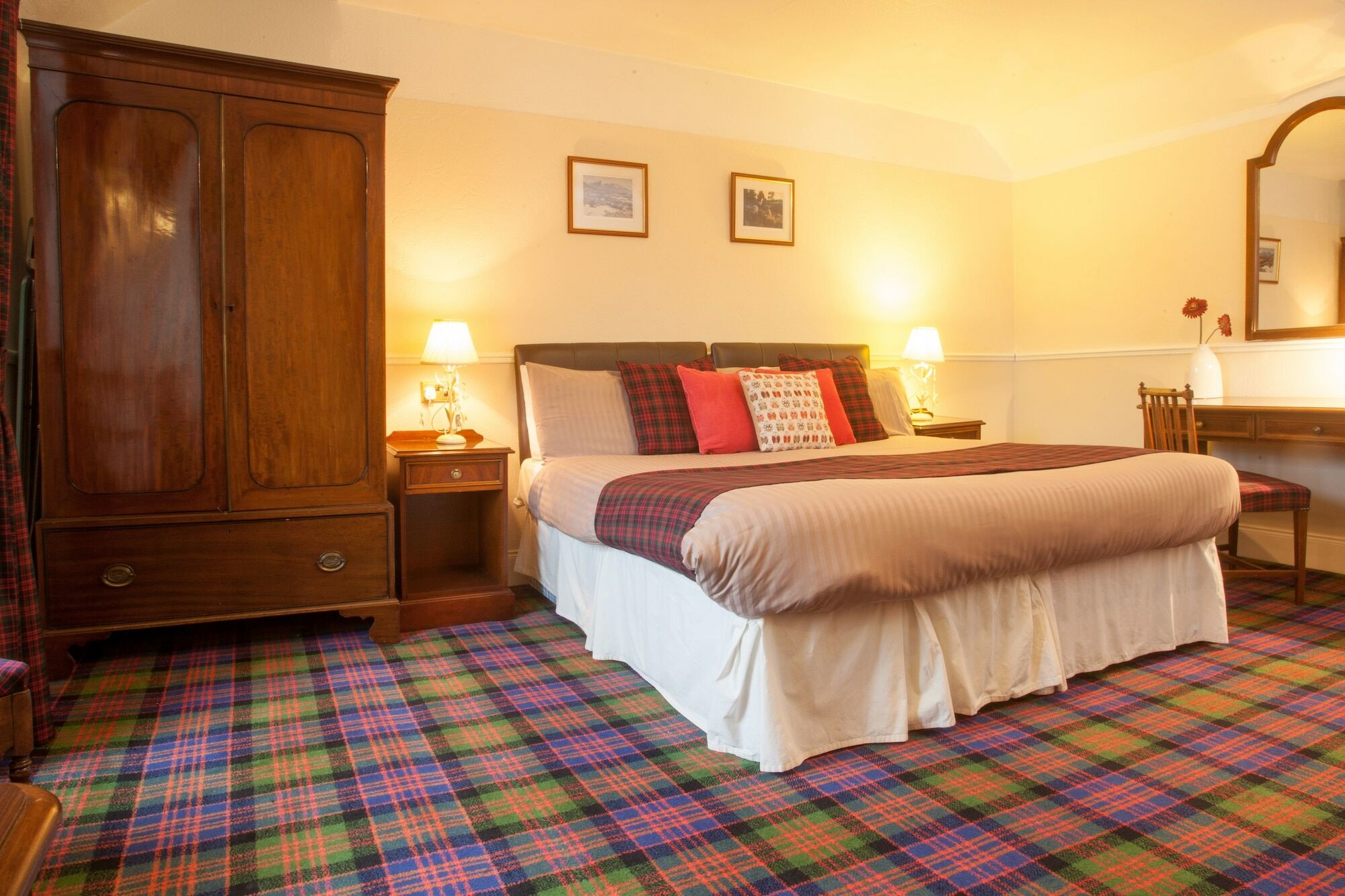 Glenmoriston Arms Hotel Invermoriston Ngoại thất bức ảnh